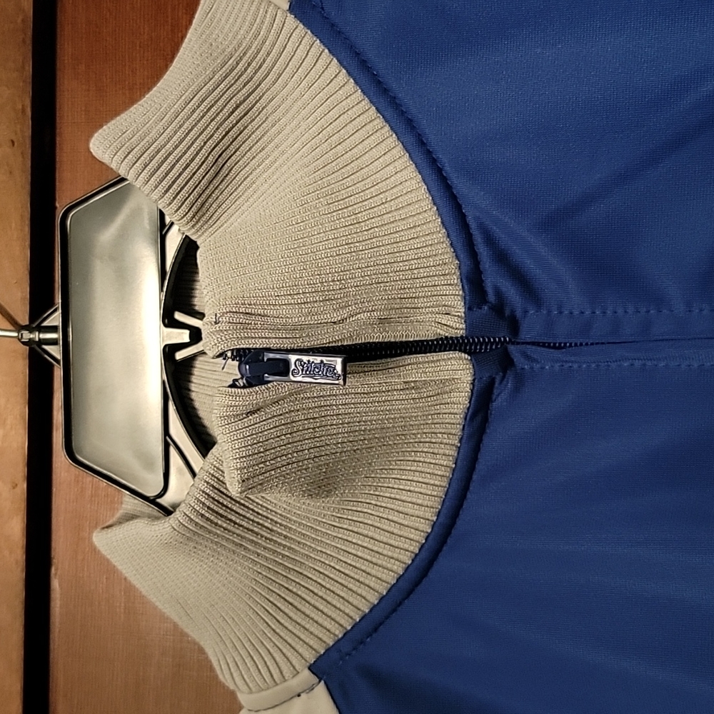 LA Dodger jacket - Picture 3 of 8